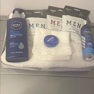 Nivea Men Maximum Hydration 48H Moisture Lotion - Blue